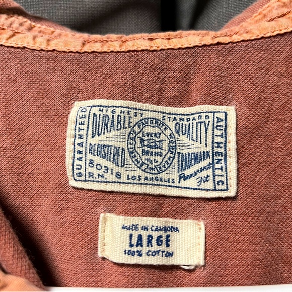 Large Lucky Brand polo style shirt - Picture 8 of 8